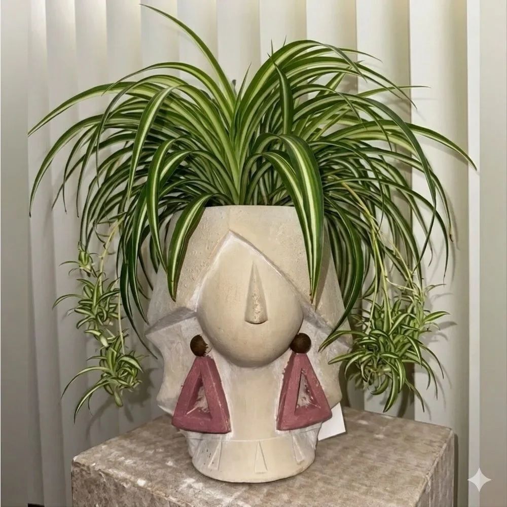 Artistic Ceramic/Resin Face Vase Pink planter